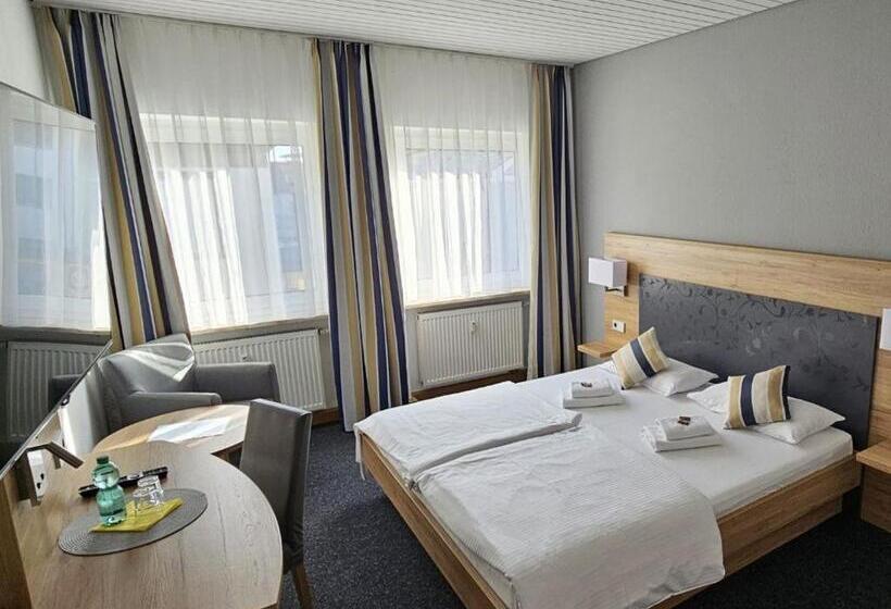 호텔 Hirsch Günzburg