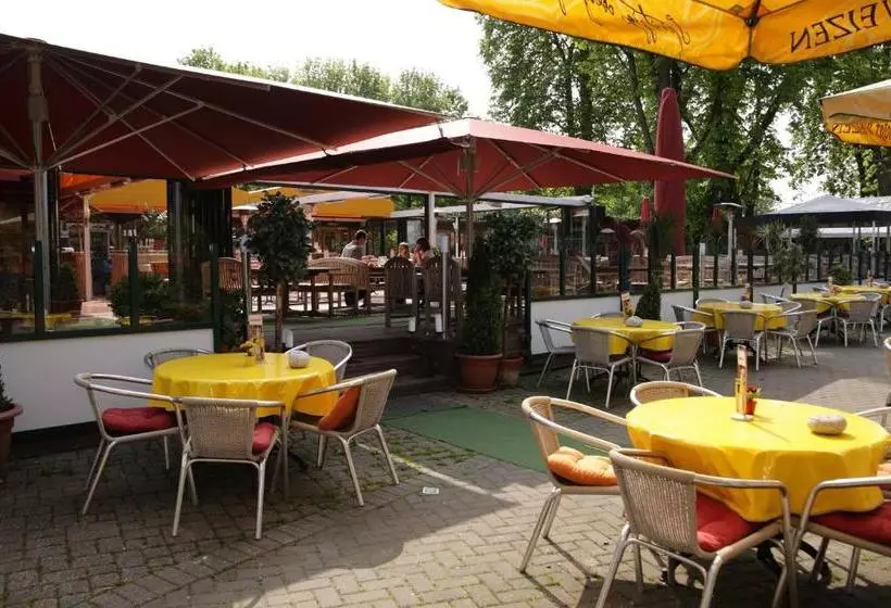 Отель Kastanienhof