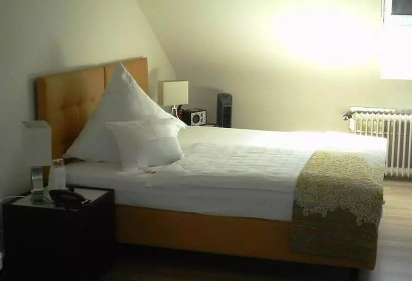 Отель Kronprinzen