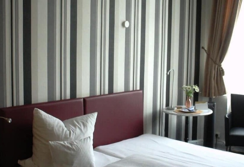 فندق Kronprinzen