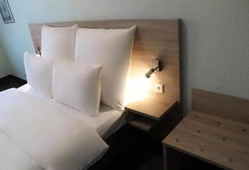 בית מלון כפרי Mozart Bonn