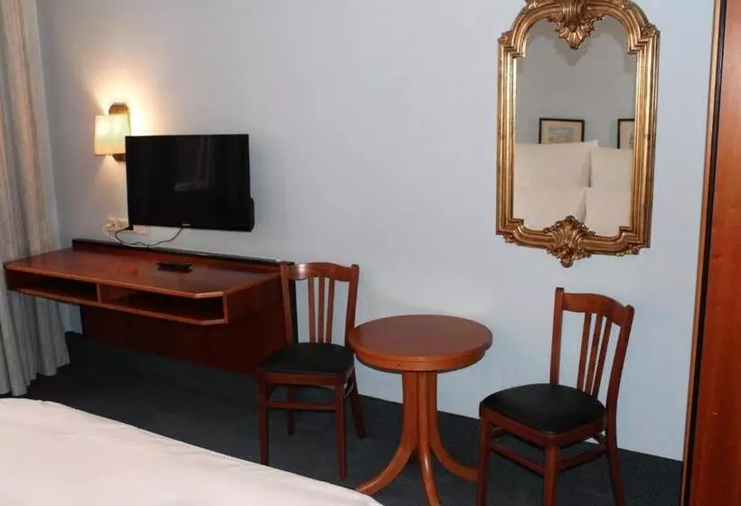 בית מלון כפרי Mozart Bonn