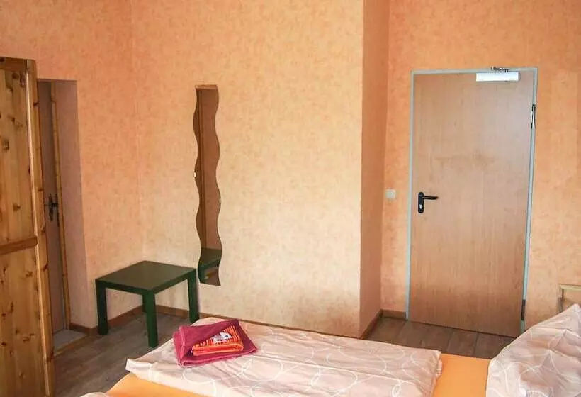 Szálloda Pension Haus Saarland