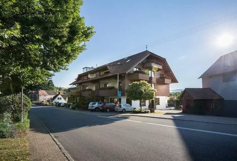 호텔 Restaurant Vinothek Lamm