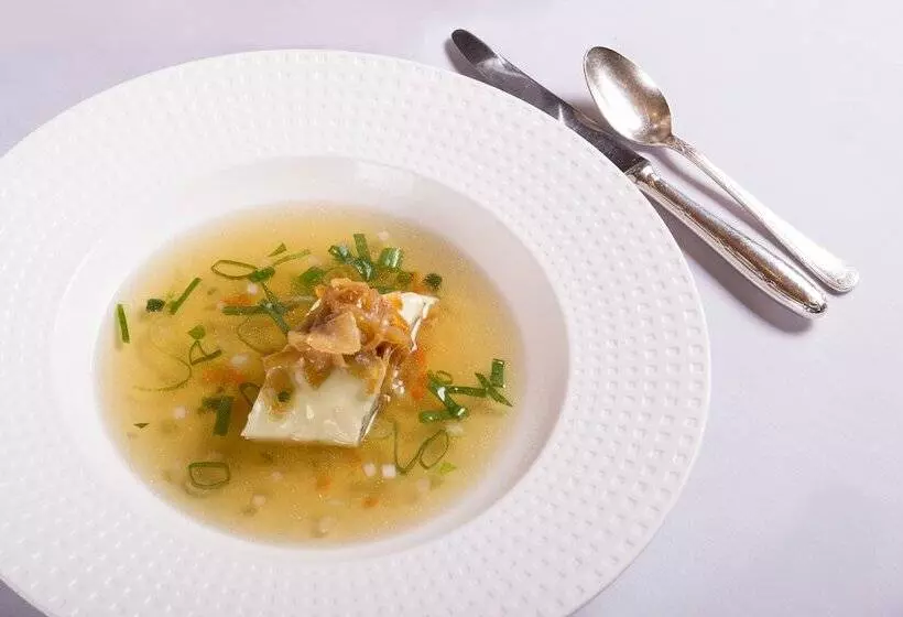 호텔 Restaurant Vinothek Lamm