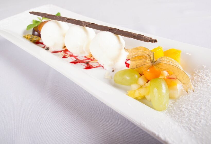 Hotel Restaurant Vinothek Lamm