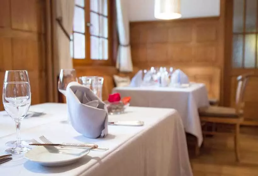 호텔 Restaurant Vinothek Lamm