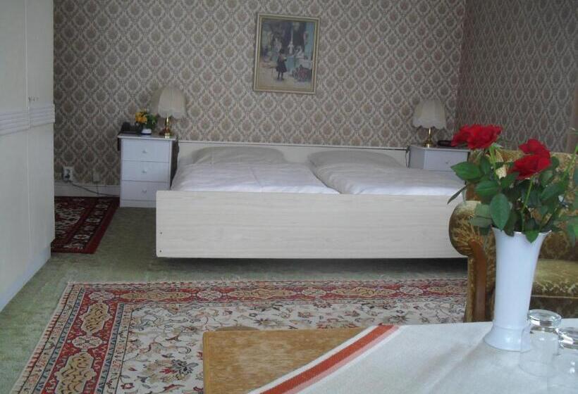 ホテル Richthofen