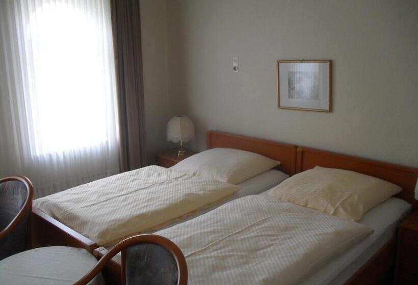 ホテル Richthofen