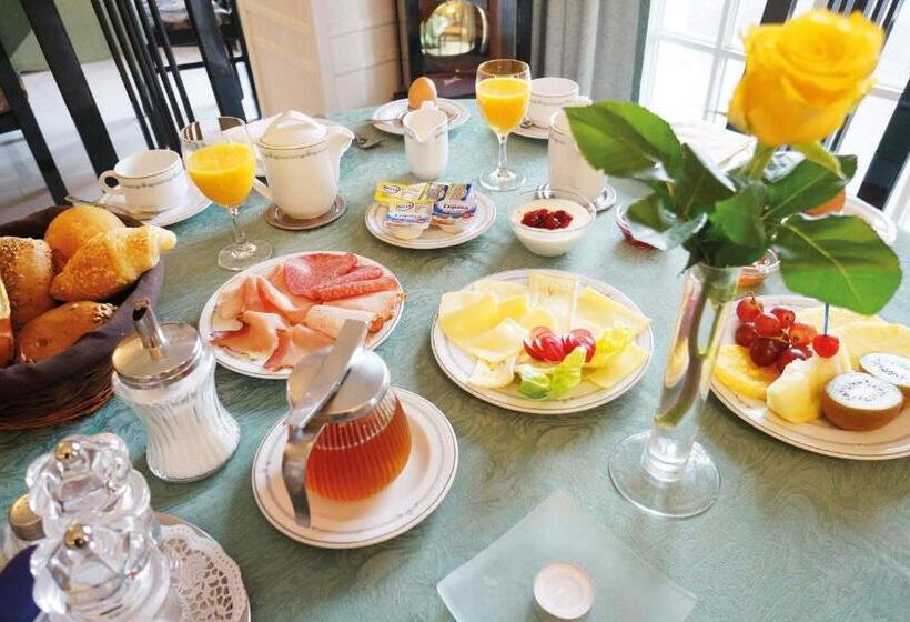 בית מלון כפרי Sacher Stoiber