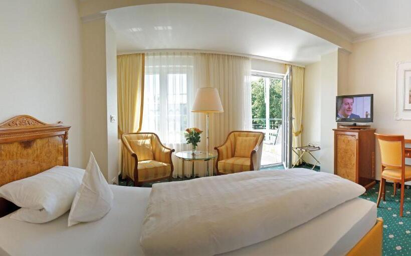 בית מלון כפרי Sacher Stoiber