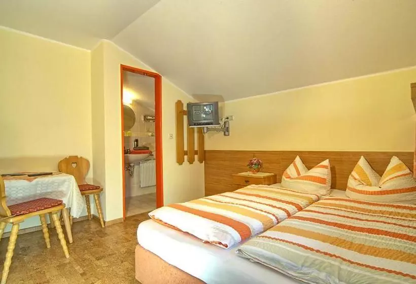 Pensione Gästehaus Achental