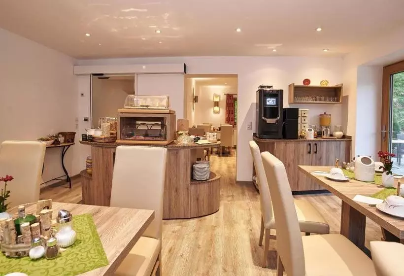 Pensione Gästehaus Achental