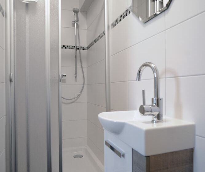 레지던스 Le Petit Palais   Hotel/pension