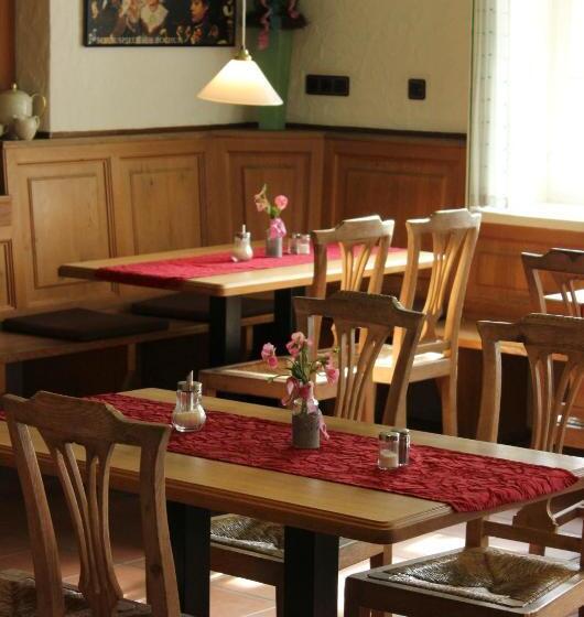 호텔 An Der Persiluhr Stadt Gut