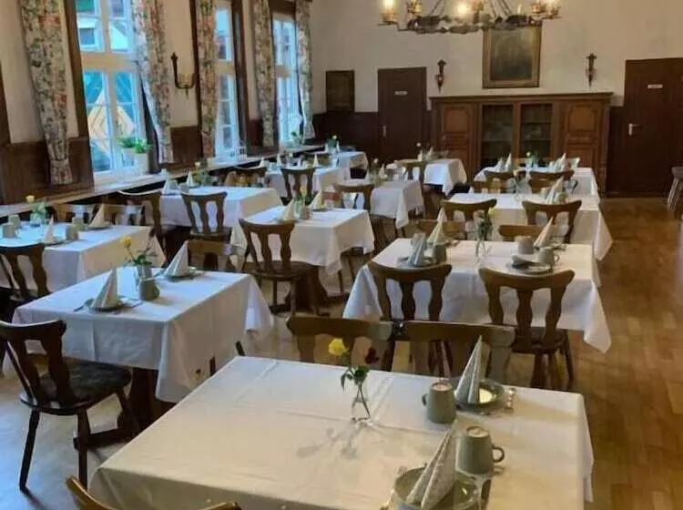 בית מלון כפרי Goldene Krone