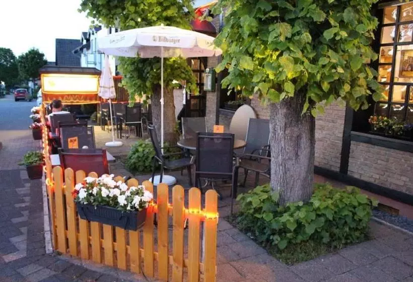 هتل Gz Airport Köln Bonn