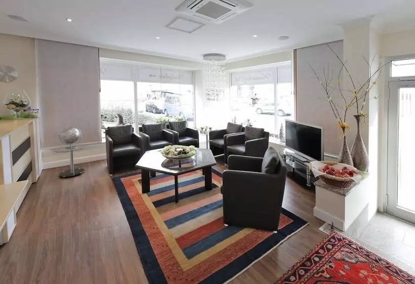 Отель Hessischer Hof