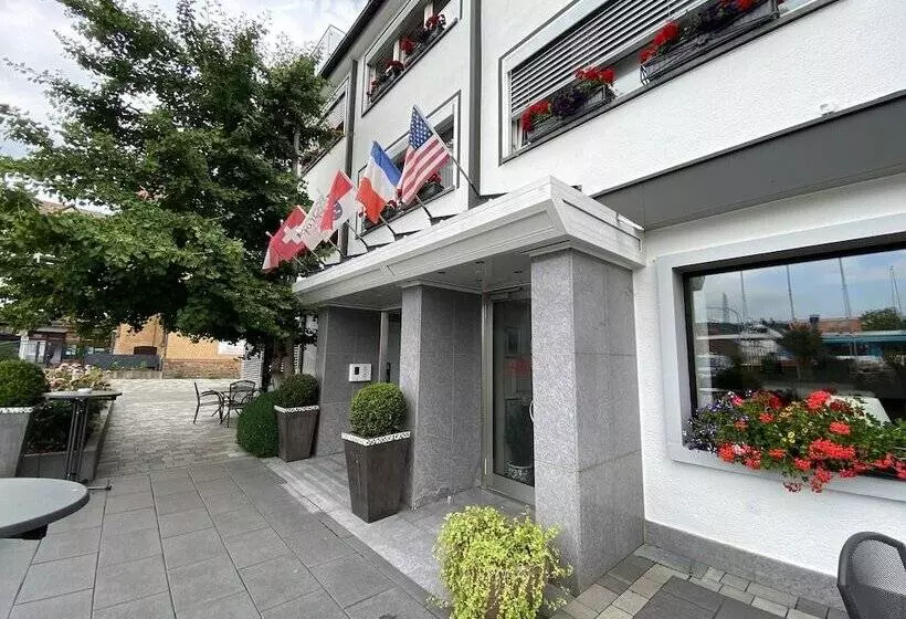 Отель Hessischer Hof