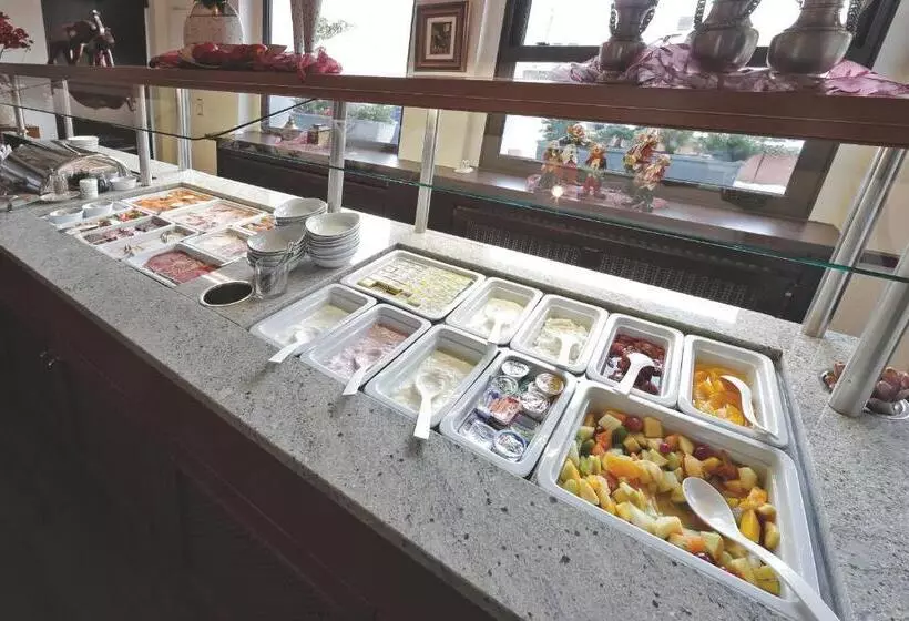 Отель Hessischer Hof