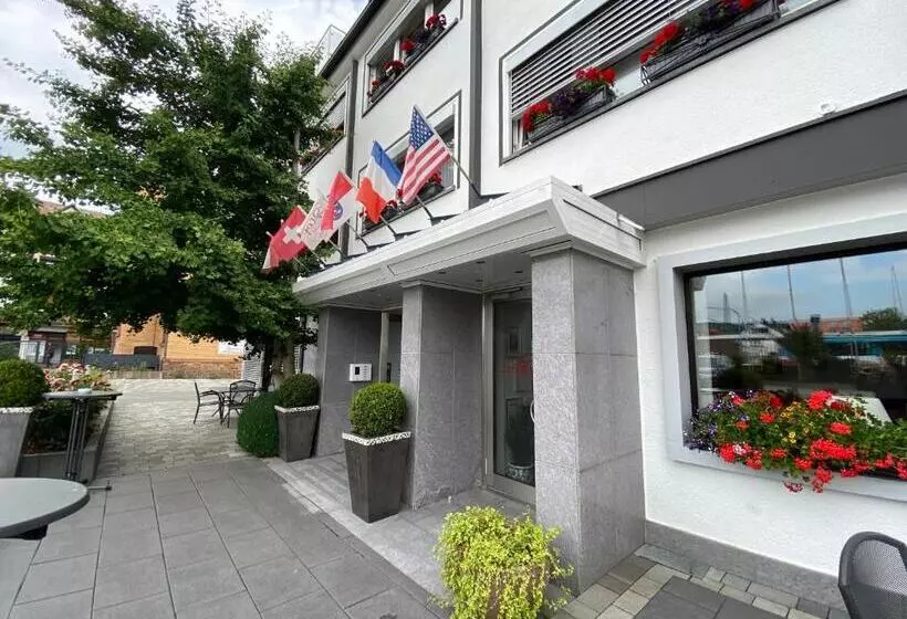 Отель Hessischer Hof