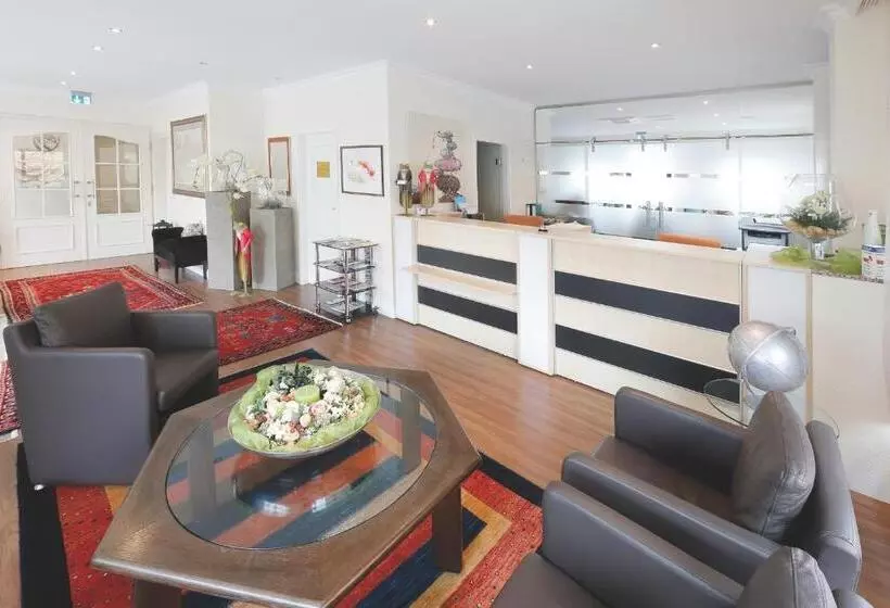 Отель Hessischer Hof