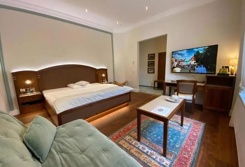 Отель Hessischer Hof