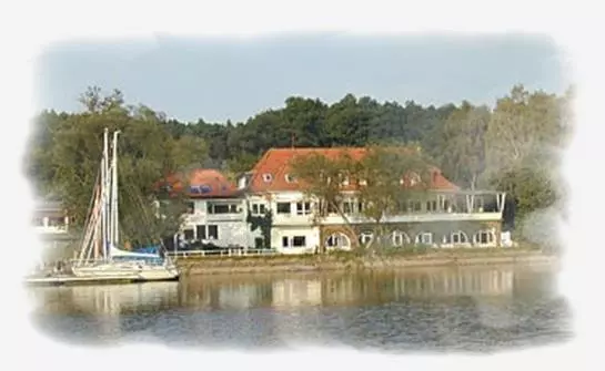 Отель Strandhof Möhnesee