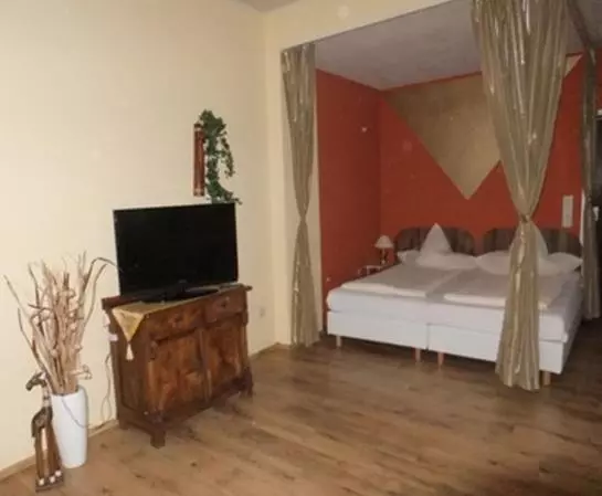 Отель Strandhof Möhnesee