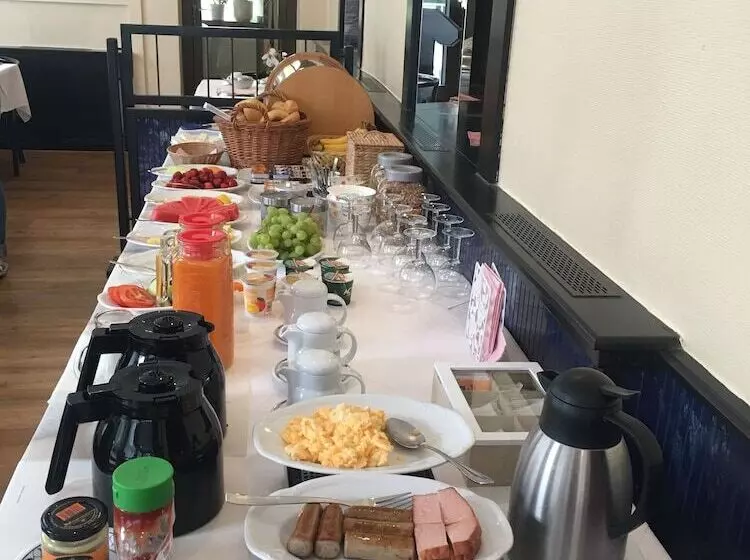 فندق Zum Grafen Hallermunt