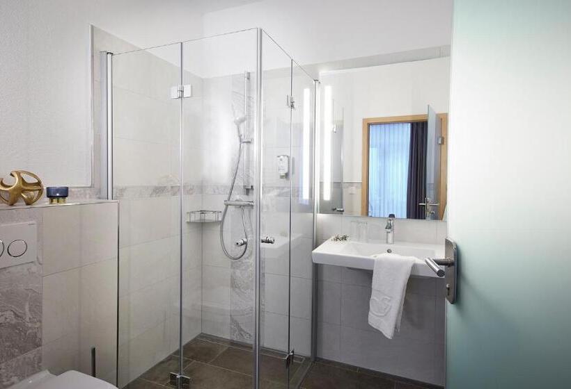 هتل Willino Privat