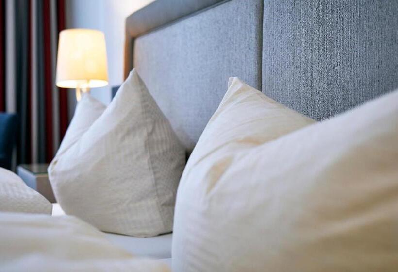 هتل Willino Privat