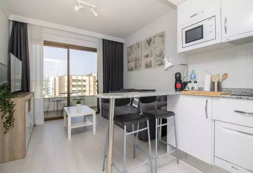 Apartamento Aloha Puerto planta 8