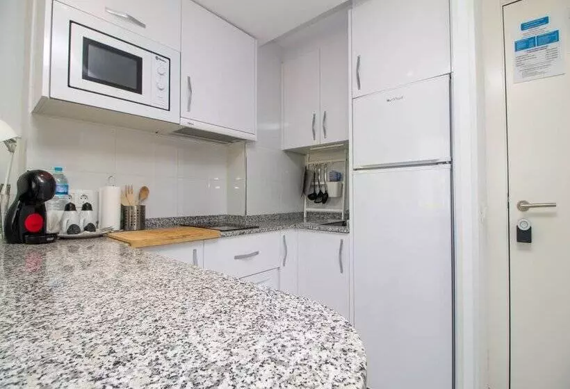 Apartamento Aloha Puerto planta 8