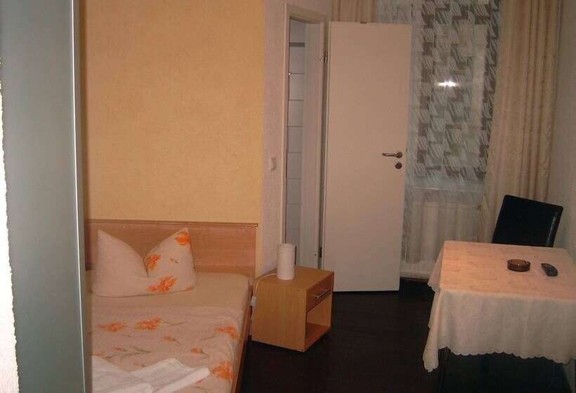 Gästehaus Lisakowski Pension Am Brautwiesenpark