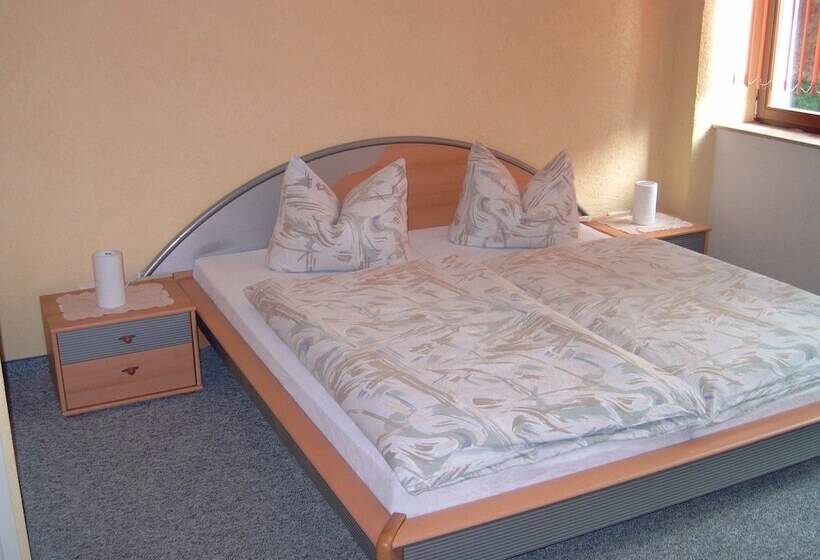 Gästehaus Lisakowski Pension Am Brautwiesenpark