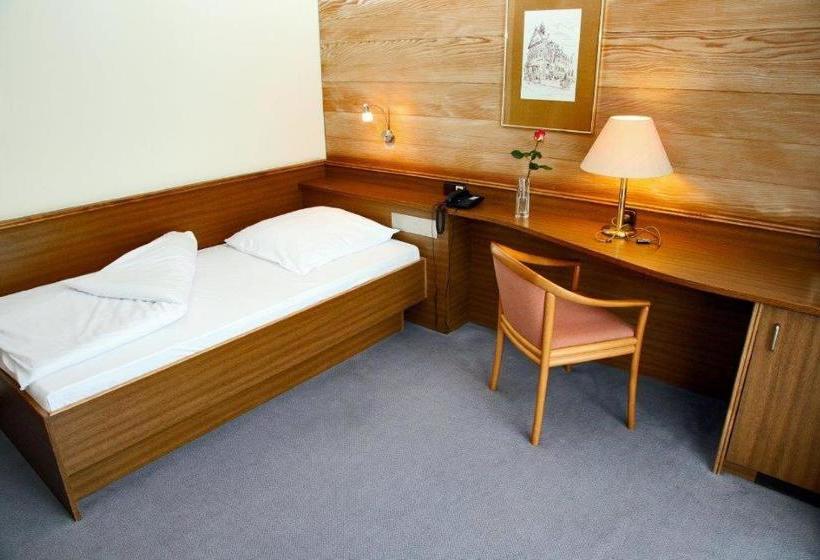 ホテル Alexander Köln Frechen