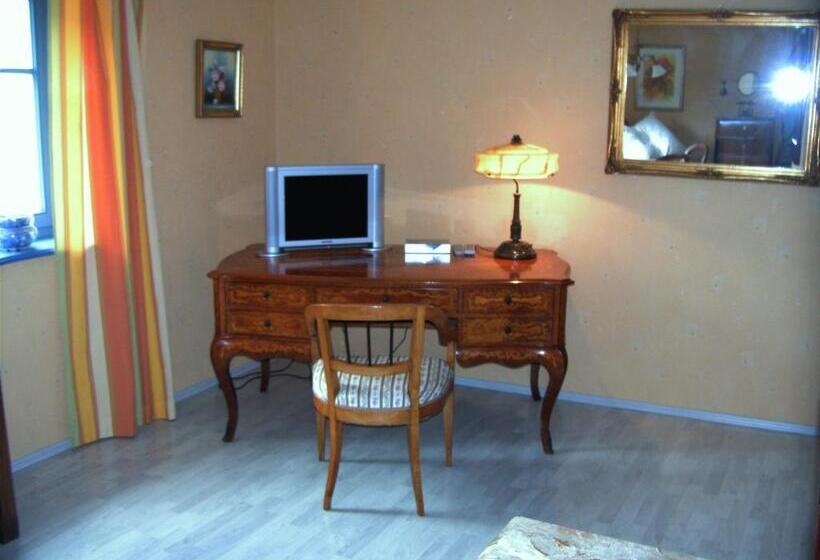 酒店 Alter Ackerbuergerhof