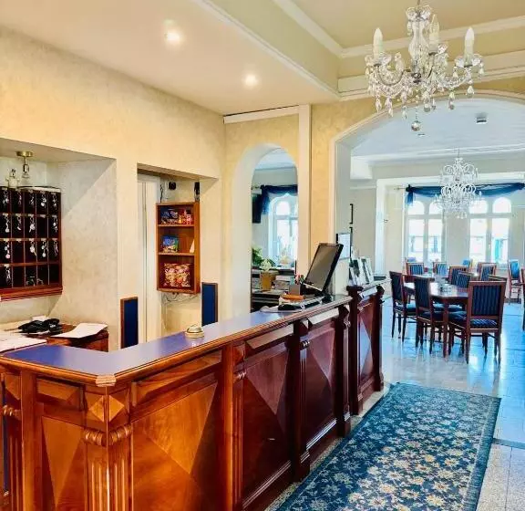 酒店 Am Bayrischen Platz