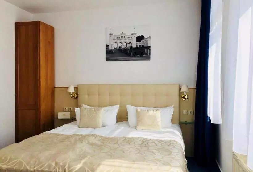 酒店 Am Bayrischen Platz