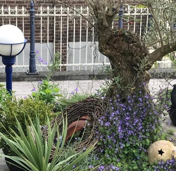 בית מלון כפרי Am Kastell