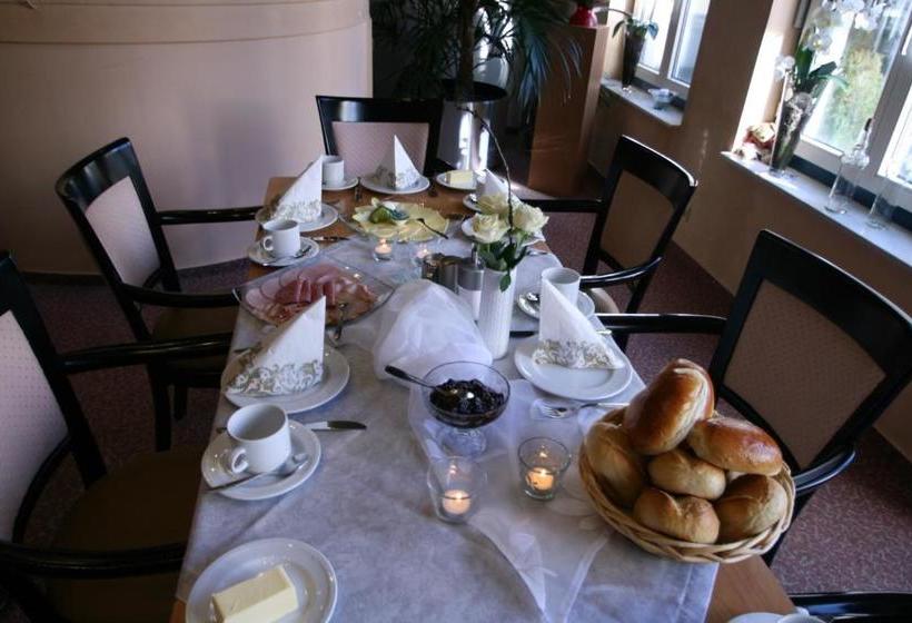 בית מלון כפרי Am Kastell