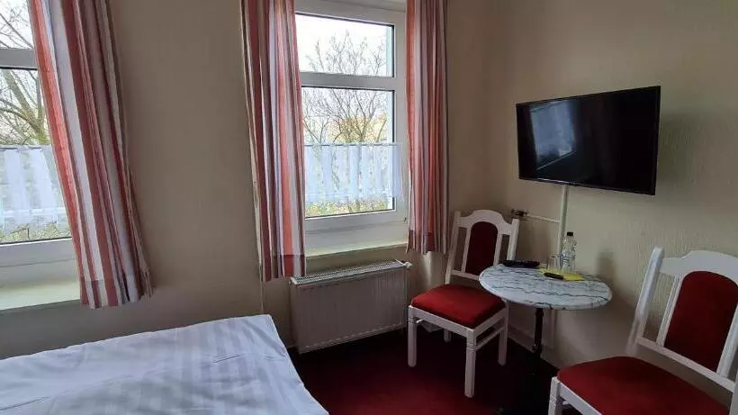 Hotelli Am Sudenburger Hof