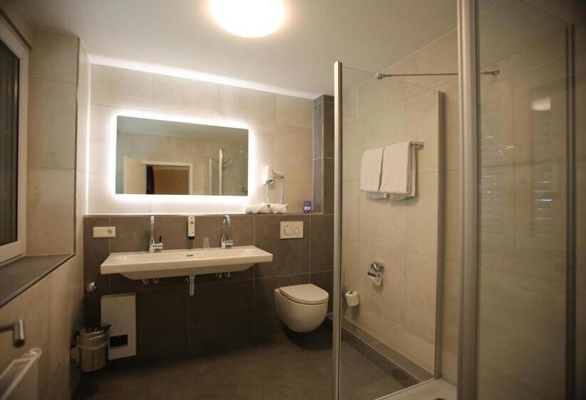 酒店 Münchner Hof