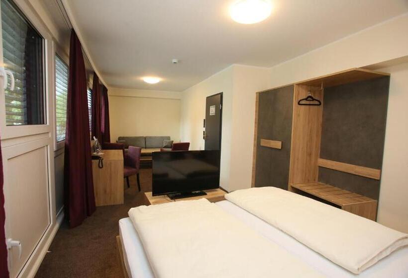 酒店 Münchner Hof