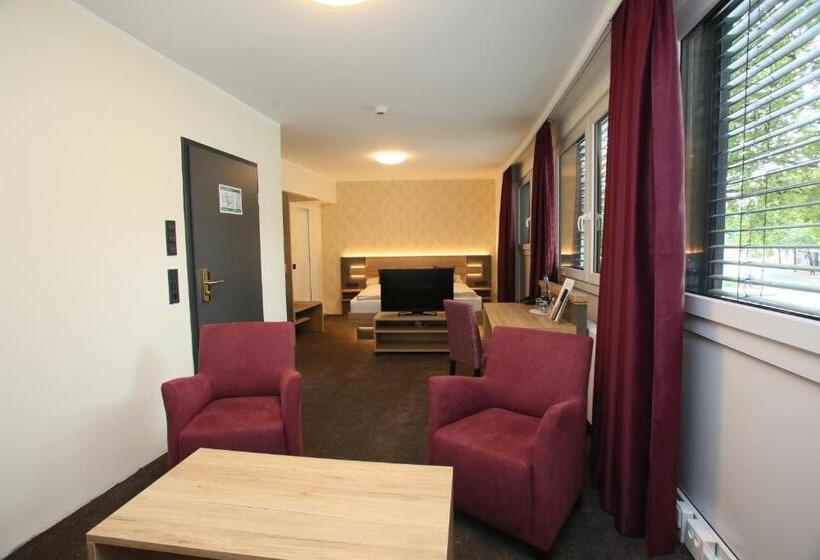 酒店 Münchner Hof