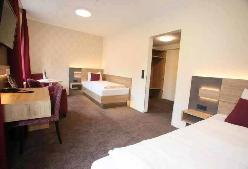 酒店 Münchner Hof