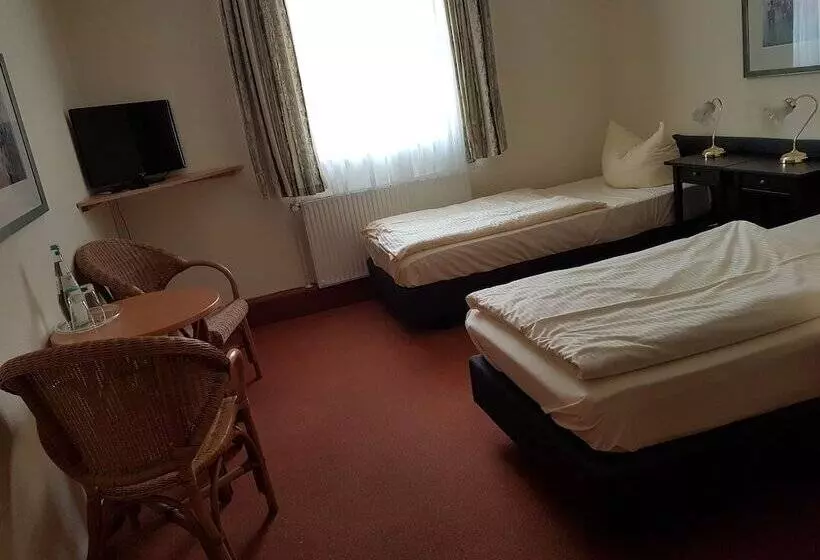 Отель Ratskeller Nörten