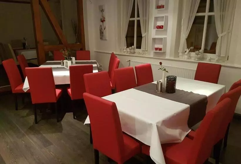 Отель Ratskeller Nörten