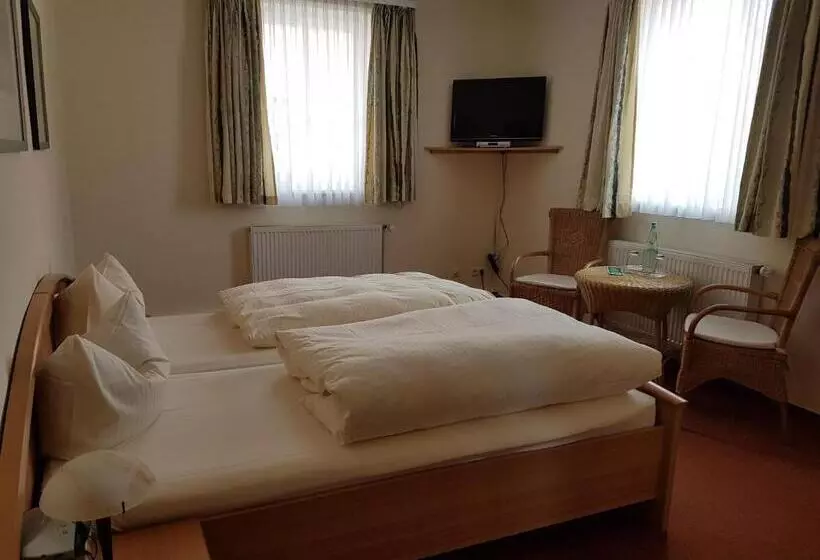 Отель Ratskeller Nörten